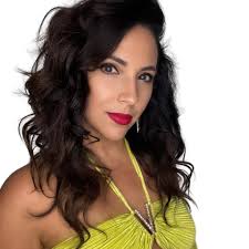 Melina Almodóvar "La Muñeca de la Salsa"