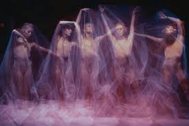 Ielele sunt făpturi feminine supranaturale din mitologia românească, răspândite în superstiții, cărora nu li se poate stabili însă un profil precis, din cauza inconsecvenței folclorului; J4lns E0icehsm