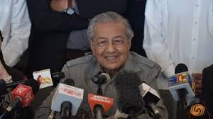 Langkah tambahan bagi pakej rangsangan ekonomi prihatin rakyat atau prihatin tambahan. Sosok Perjalanan Karir Mahathir Mohamad Perdana Menteri Ke 7 Malaysia Yang Mundur Dari Jabatannya Halaman All Pos Kupang