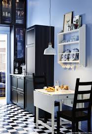 Ingatorp Preklopni Stol Idealan Je Za Veceru Udvoje A Kad Ti Dođu Prija Espacios Pequenos Ikea Decorar Cocinas Pequenas Ideas De Cocina Para Espacios Pequenos