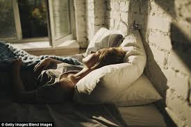 We do not tolerate questions that require some medical professional help, we can only support in our own i know of two 50 something men who are family friends that were diagnosed with throat cancer. The Weirdest Sleep Tricks From Reddit That Actually Work Daily Mail Online