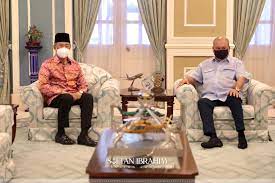 Sultan ibrahim van de maleisische deelstaat johor heeft een klemmend beroep gedaan op de bevolking om de toename van het aantal. Fxqtlo9hpy5v5m