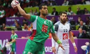 أعلن الإسباني روبيرتو غارسيا باروندو المدير الفني لمنتخب مصر لكرة اليد القائمة التي يخوض بها مواجهة مقدونيا مساء اليوم على الصالة المغطاة باستاد القاهرة في الجولة الثانية من بطولة العالم لكرة اليد التي تستضيفها مصر وتستمر منافساتها حتى يوم 31 يناير. ØªØ±Ø¨Øµ ØªØ­Ø¶ÙŠØ±ÙŠ Ù„Ù…Ù†ØªØ®Ø¨ ÙƒØ±Ø© Ø§Ù„ÙŠØ¯ Ù…Ø§ Ø¨ÙŠÙ† 16 Ùˆ28 Ø³Ø¨ØªÙ…Ø¨Ø± Ø¨Ø¹Ù†Ø§Ø¨Ø© Ø§Ù„Ø¥Ø°Ø§Ø¹Ø© Ø§Ù„Ø¬Ø²Ø§Ø¦Ø±ÙŠØ©