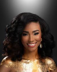 MEET CONTESTANT KADINE FLYNN-HAMILTON Kadine Flynn-Hamilton is a  33-year-old educator and entrepreneur with a passion for empowering the  next generation through sign language and dance. Driven by the belief that  “with hard