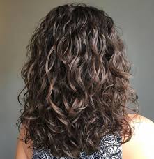 50 Gorgeous Perms Looks Say Hello To Your Future Curls Permed Hairstyles Medium Hair Styles Long Curly Hair