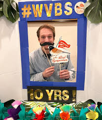 PhD student, Ken Glynn (@birdbiologistken), traveled back to Corvallis from  his field work in CA to give a talk at the 10th annual Willamette Valley  Bird Symposium! 🪶🗣️ A fantastic day of