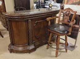 *table extends by pulling both ends and dropping in leaves. Pin On Old World