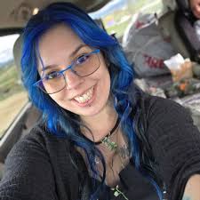 Help with teeth gap and background edit in photo