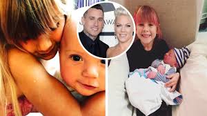 Willow sage hart has not only inherited p!nk 's punk rock flair, but her mom's incredible vocals too! Pink S Son And Daughter Willow Sage Hart Jameson Moon Hart 2017 Youtube