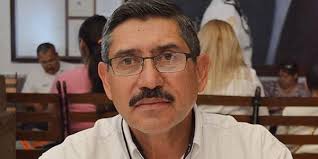 Recomienda Karim Cabrera usar el transporte público para trasladarse al  Centro de Tepic