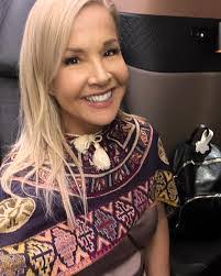 Sandra Peebles's Instagram, Twitter & Facebook