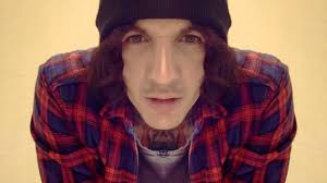 If you are going for a sleek updo, first spray your brush with hairspray and then run it through your hair before you style it. A Message From Oli Sykes Youtube
