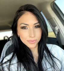 Alan Thach's Instagram, Twitter & Facebook