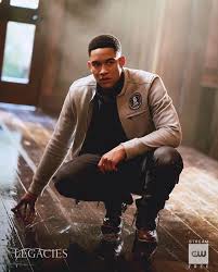 Legacies Peyton Alex Smith Rafael Legacy Good Looking Men The Cw