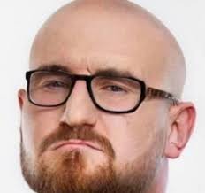 Kizo widzi, że jest 40 stopni w słońcu, a ty nie posmarowałeś się kremem  przeciw oparzeniom.