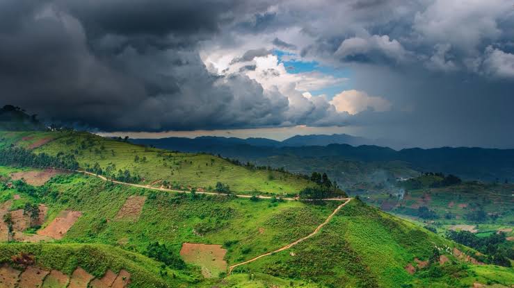 Misty green hills in Jharkhand during monsoon