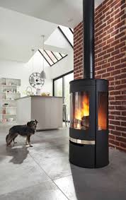 Des Poeles A Bois Design A Tous Prix Poele A Bois Poele Design Diy Foyer Exterieur