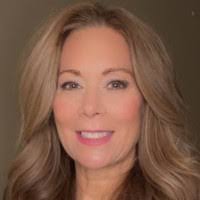 Tracey Maloney's Instagram, Twitter & Facebook