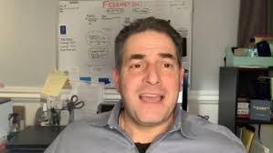 Frank Durante's Instagram, Twitter & Facebook