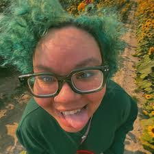 Shawn Leek's Instagram, Twitter & Facebook