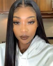 Download 53 Summer Walker ãƒ„ Ideas In 2021 Black Girl Aesthetic Queen Summer Black Girl