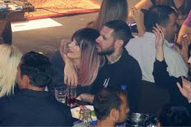 Μια σχέση για να κρατηθεί. Tamta Kasidokwstas Nyxterinh E3odos Gia To Zeygari Apopsh Twra