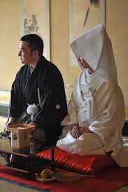 Yukata vs. Kimono vs. Hakama: Your Guide to Traditional Japanese Clothing |  Japan Dev