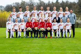 Team frauennationalmannschaft frauen ~ kader für das länderspiel am 9 november 2019 in england trikot name geburtstag verein spiele tore torwart 12 laura benkarth 14101992. Frauen Nationalmannschaft 23 Mal Geballtes Selbstvertrauen Wr De