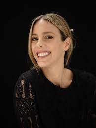 Sara Mineo's Instagram, Twitter & Facebook