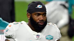 He played college football at baylor and was drafted in the second round of the 2016 nfl draft by the dolphins. 3dz9nid0x0n Tm