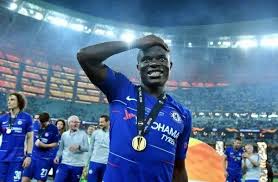 Willian cars vs n golo kante cars intro music : Chelsea S N Golo Kante Swaps Beloved Car Mini Cooper S For Luxurious Mercedes Benz Autojosh