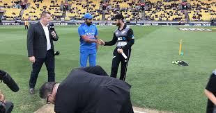 Vivo ipl 20 th match + toss prediction / srh vs dc. Nz Vs India 1st T20i Rohit Sharma Wins Toss And Elects To Bat First Pant Krunal In Playing Xi