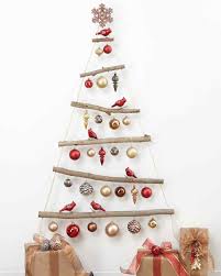 Kebiasaan memasang pohon natal sebagai dekorasi dimulai dari jerman. 15 Inspirasi Pohon Natal Minimalis