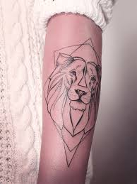 Vaders Dye Melina Hamburg Tatoo Tatuagem De Leao Tatuagens Novas