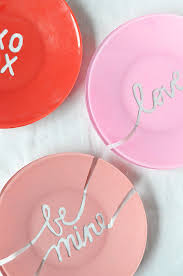 Spread the love on valentine's day with these colorful heart plates. Diy Valentine S Day Plates Julep