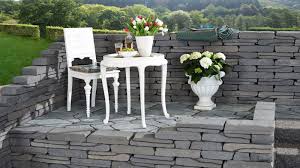 Betonwaende Ehl Weinbergmauer Heim Garten Ehl Ag Mauer Aussenmobel Betonwand