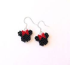 I Pinimg Com 550x 6a B8 Ba 6ab8ba3bb1dc9220e3a8b44d325bace0 Jpg Beaded Jewelry Patterns Perler Beads Designs Minnie Mouse Earrings