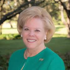 Law shares vision for USF's future in presidential inauguration speech