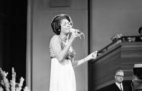 Hij werd vooral bekend in de jaren 50 en 60 van de 20e eeuw en was het meest productief in de jaren 70. Jazz Zangeres Nancy Wilson 81 Overleden Show Ad Nl