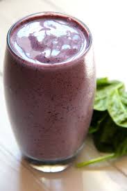 Great tips for healthy snacks for pregnant moms. Pregnancy Smoothie