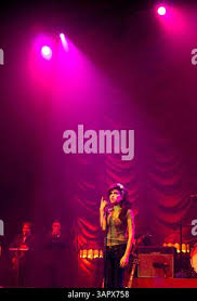 Image result for tbn:AWzYY9q209rRYM::rho0ofa.jeeran.com/24947_ABEER__ROSE.jpg