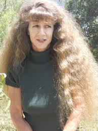 You can increase the probability of curly haired puppies if one or both parents are carriers of the curly hair gene mutation (the krt71 gene). 18 Curly Hair Fluffy Top Concept