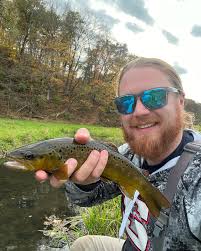 Ben Breese (@fishingsabreeze) • Instagram photos and videos