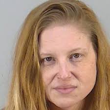 Renee Herr's Instagram, Twitter & Facebook