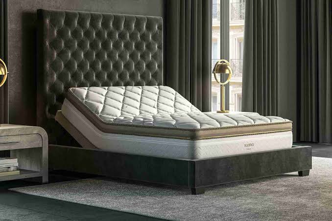 Saatva Solaire Adjustable Mattress