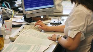 Πότε ξεκινούν οι καλοκαιρινές εκπτώσεις 2021; Pote Anoigei To Taxis Gia Tis Forologikes Dhlwseis Se Poses Doseis 8a Plhrwsoyme Best Tv Kalamata