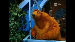 This series was a total success in italy but most of the series is lost and no. Sfigghymen Doppiaggio Canzone Dell Arrivederci De L Orso Nella Grande Casa Blu Facebook