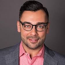 Kris Putnam's Instagram, Twitter & Facebook