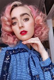 Fine hair tends to fall limp after a few hours, too. 15 Best Hair Rollers In 2021 And Tips For Using Them For Bouncy Curls