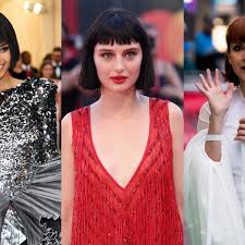 È meglio accorciare i capelli di poco, cioè fermarti fino alle spalle. Il Trucco Per Capire Se I Capelli Corti O A Caschetto Ti Stanno Bene